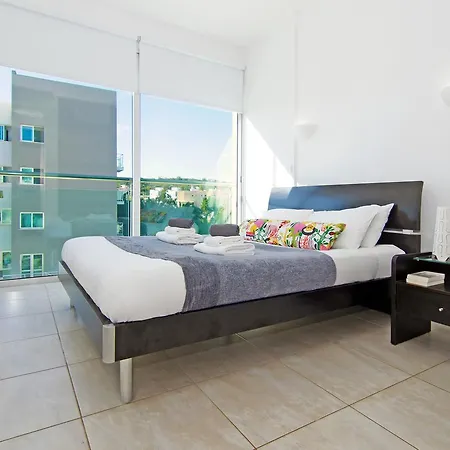 Amber - Coralli Beachfront Appartement *